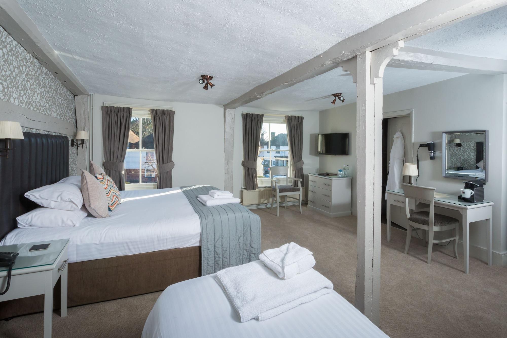 The Dog & Bear Hotel لينهام المظهر الخارجي الصورة